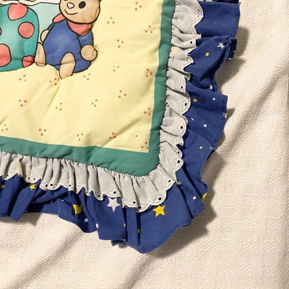 Vintage Mickey Mouse Minnie Crib Quilt Comforter Blanket and  Headboard Cover - Picture 9 of 16